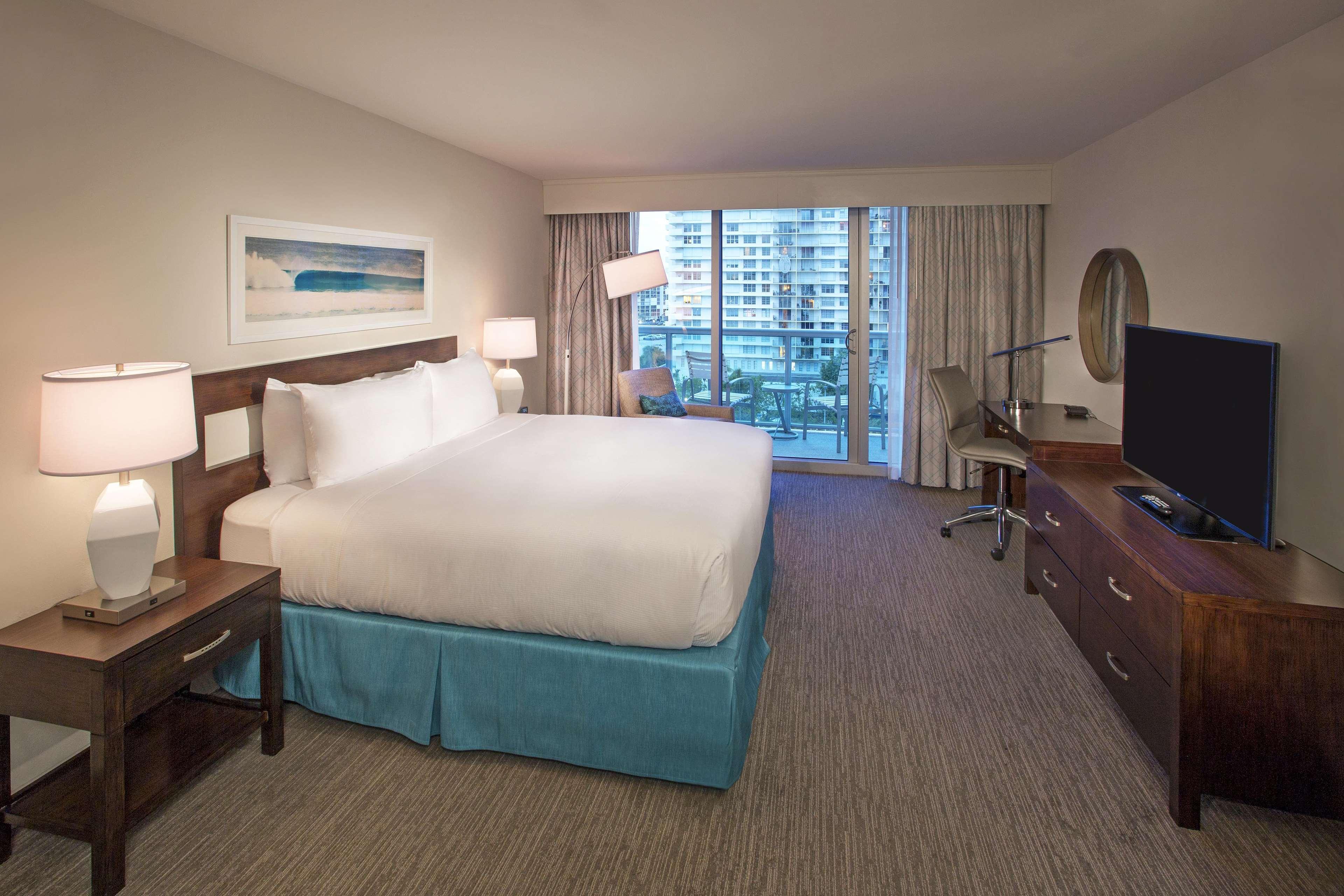 Doubletree Resort Hollywood Beach Extérieur photo